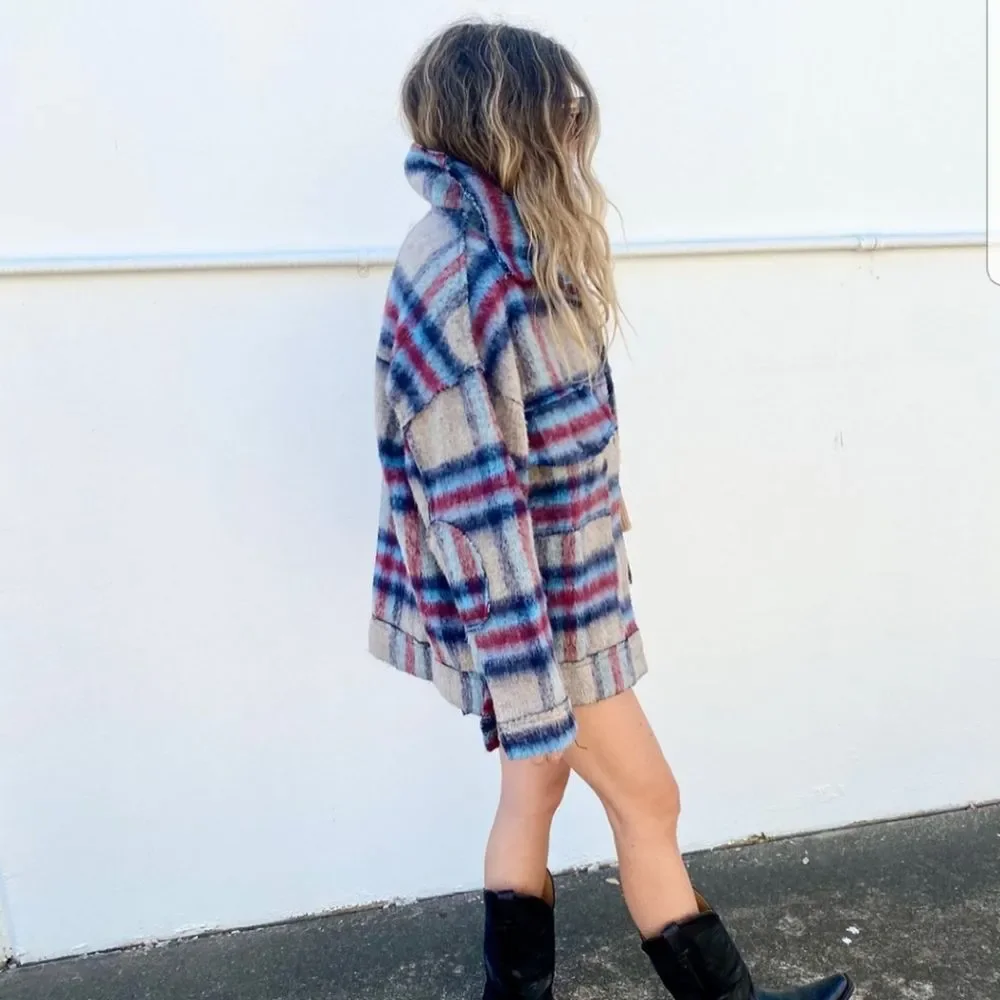🚨LAST ONE// Plaid Shacket - Picture 2 of 2